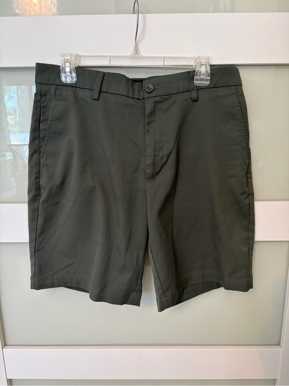 Amazon Essentials Olive Flat-Front Chino Shorts